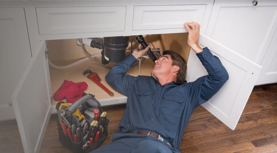 Professional slab leak plumber services in Pontiac